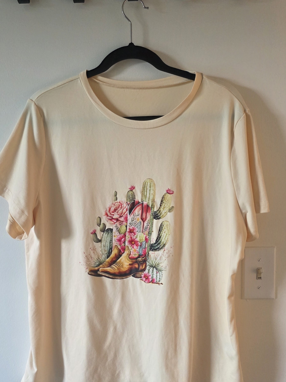 SHEIN Cream Short-Sleeve Tee with Floral Western Boot Graphic